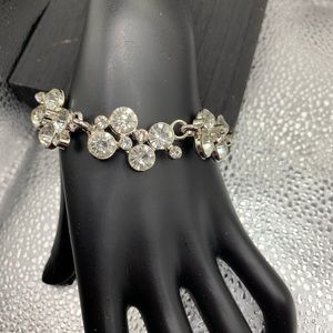 NWOT Silvery Rhinestone Chain Bracelet with Intricate Design